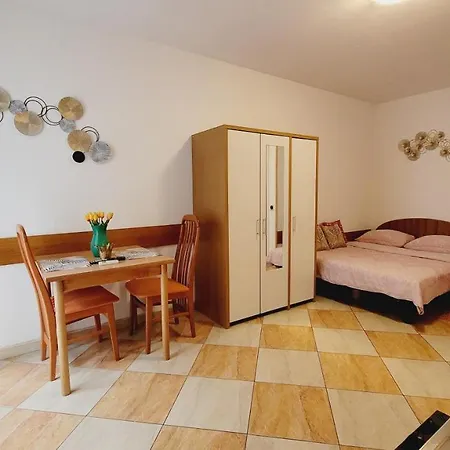 Anita In Esperia Apartament